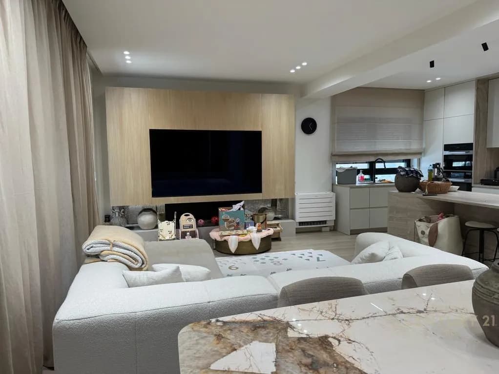 Apartament 2+1 në shitje në Kodra e Diellit, Tiranë