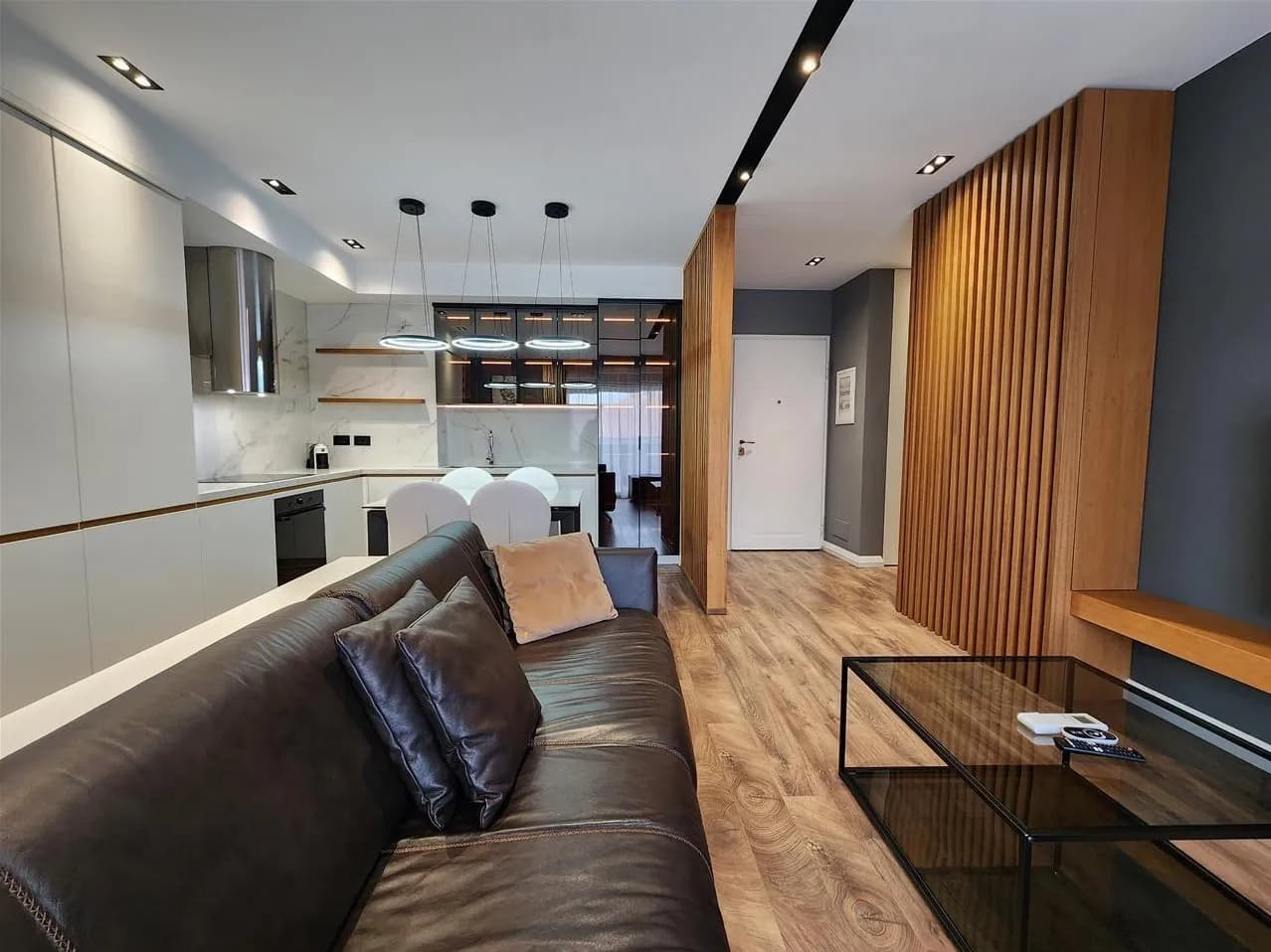 Apartament 2+1 në shitje në Toptani Center, Tiranë