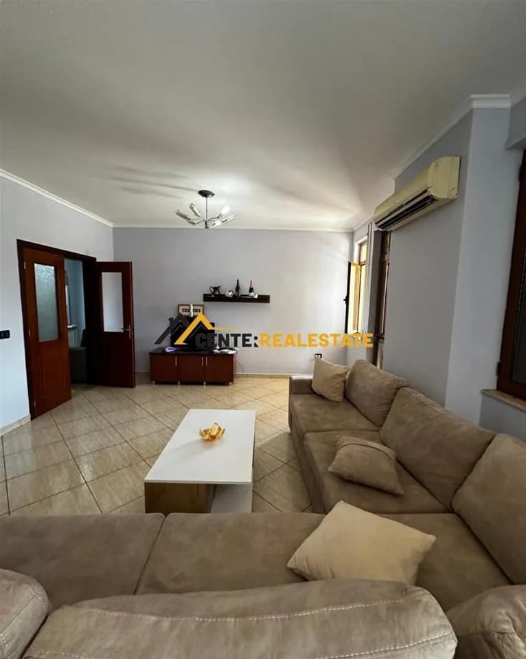 Apartament 2+1 me qira në lagjen Aqif Pasha, Elbasan