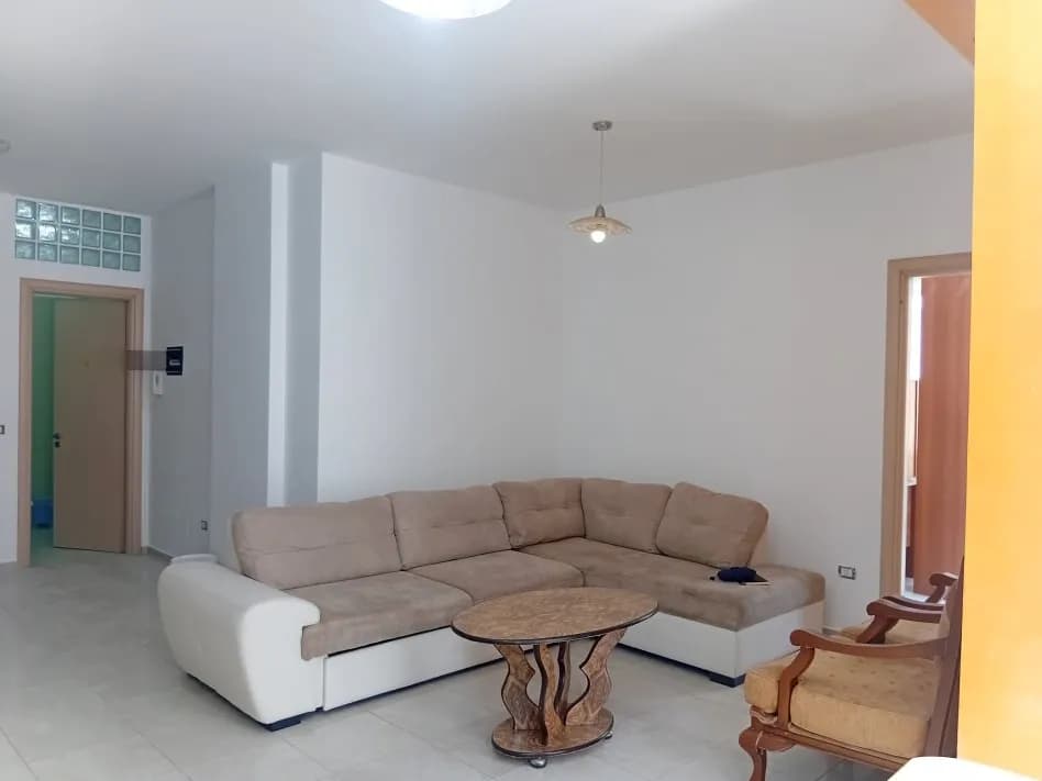 Apartament 1+1 në shitje në Fresk, Tiranë