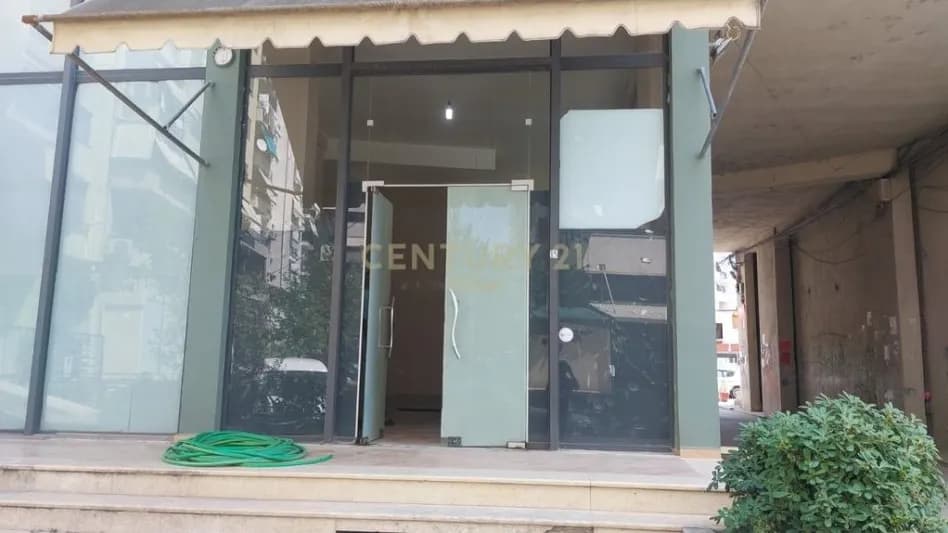 Dyqan me qira në Unaza e Re, Tiranë