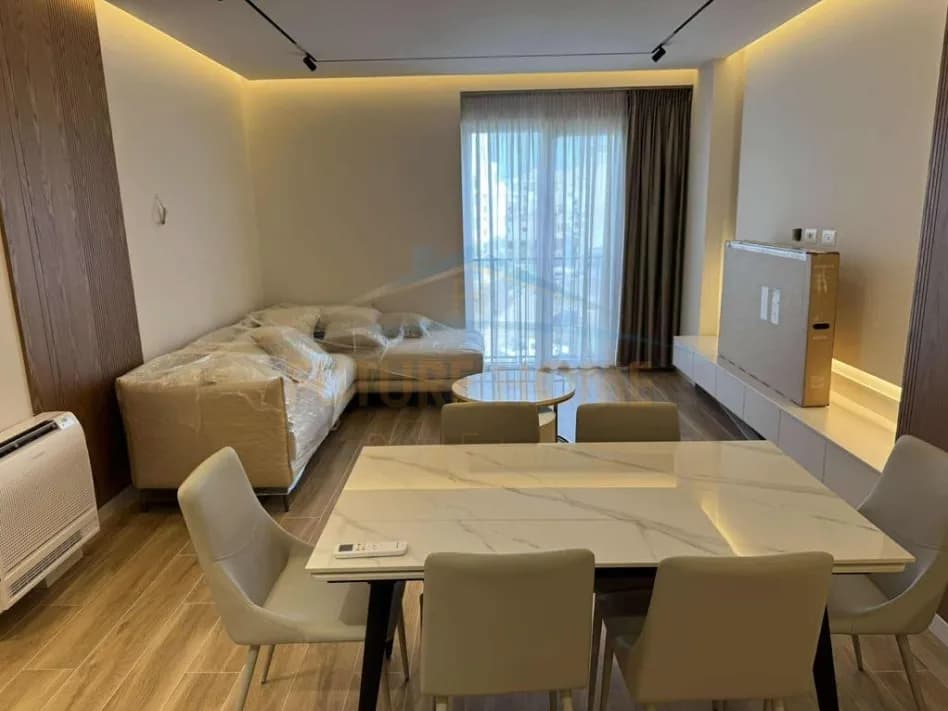 Apartament 1+1 me qira në Unaza e Re, Tiranë