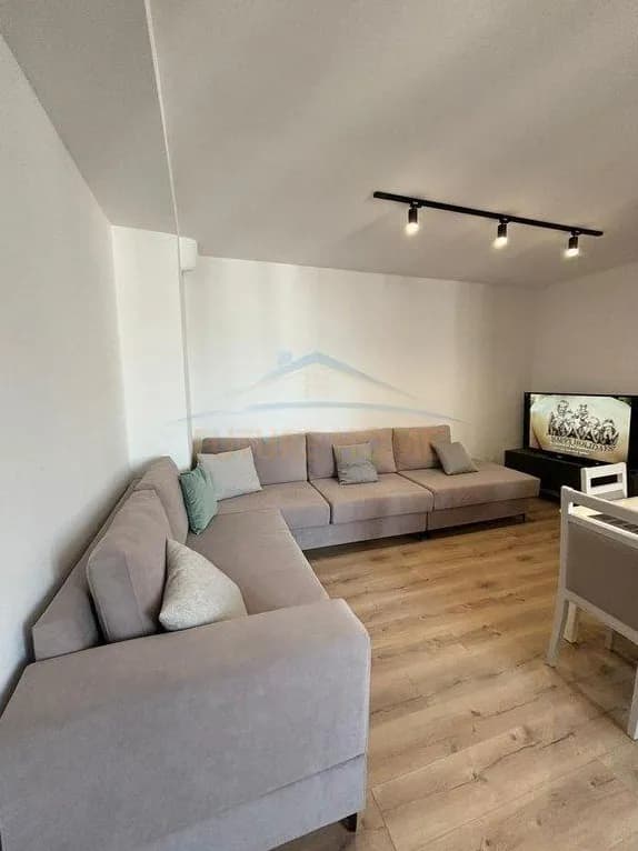 Apartament 2+1 në shitje te Hotel Fafa, Durrës
