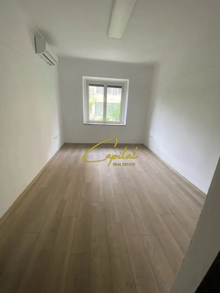Image of a property with details: Zyrë me qira në 9 rr. fortuzi, Tiranë