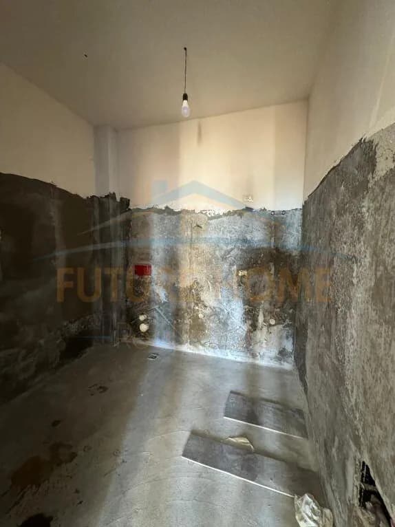 Apartament 1+1 në shitje tek Hotel "Brilliant", Kavajë