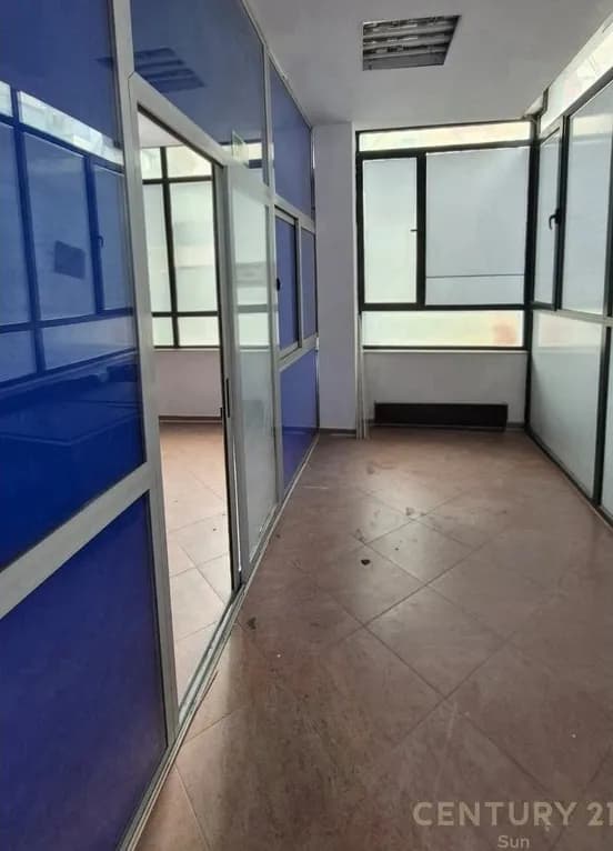 Image of a property with details: 1-room office for rent in ish ekspozita, tirane