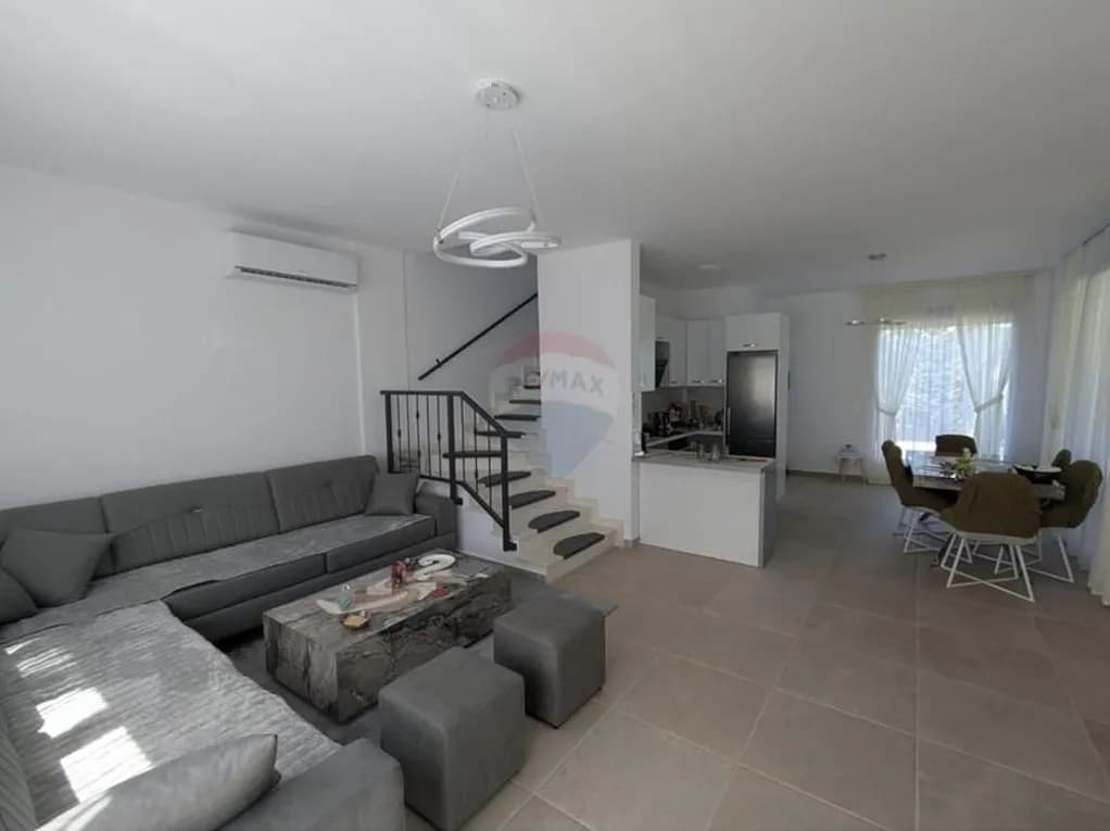4-bedroom duplex for sale in zona e tregut elektrik, Tirane
