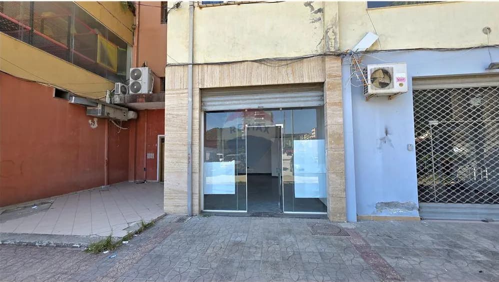 Dyqan në shitje në Mato Robi, Vlorë