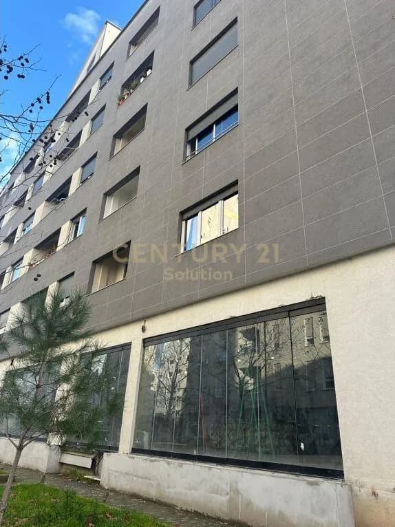 1-bedroom apartment for sale in Kompleksi Magnet, Tirane