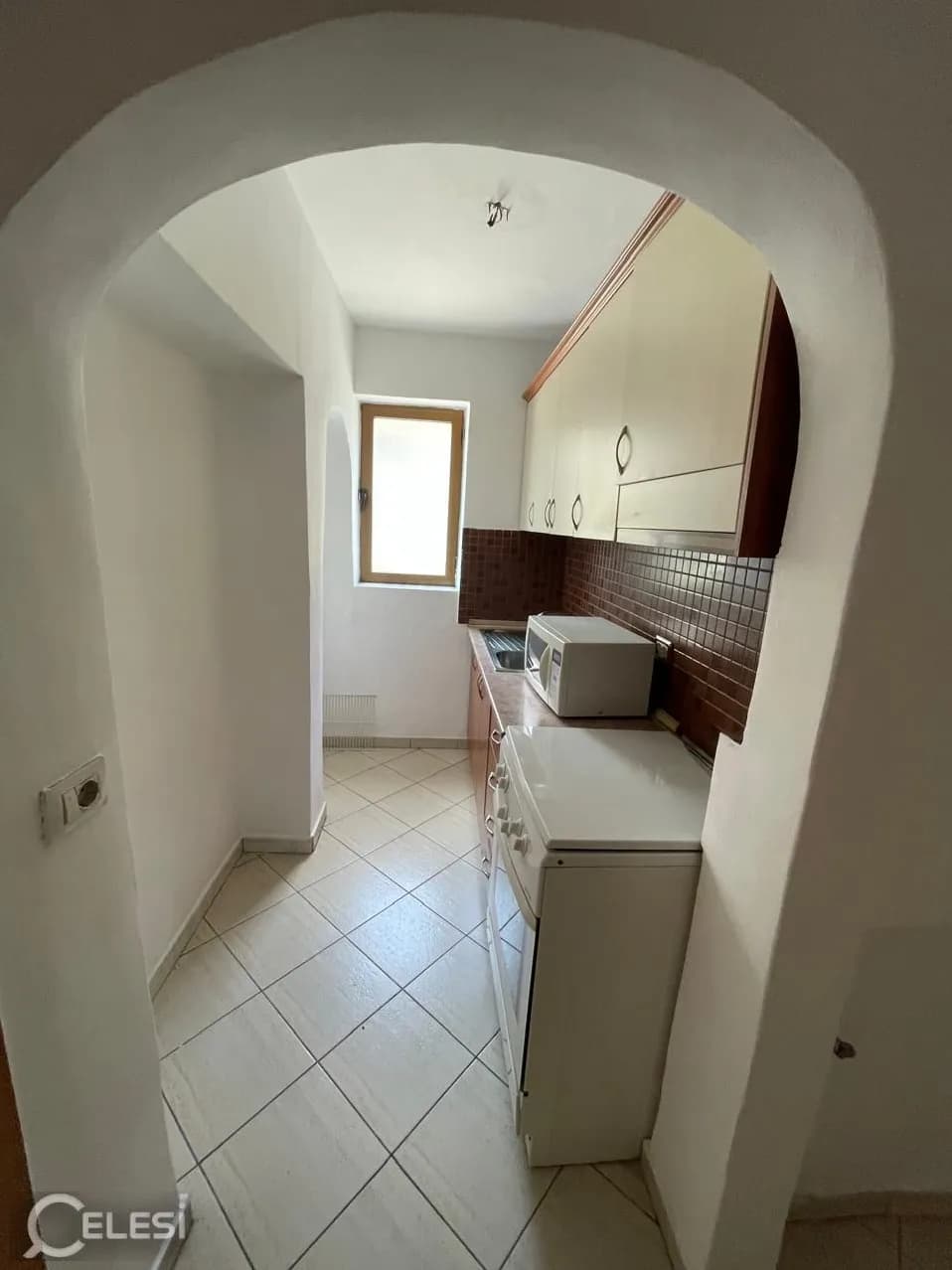 Apartament 1+1 në shitje në Rajoni 4, Tiranë