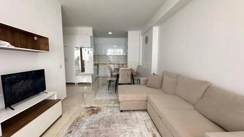Apartament 2+1 me qira në Kompleksi i Fratarit, Tiranë
