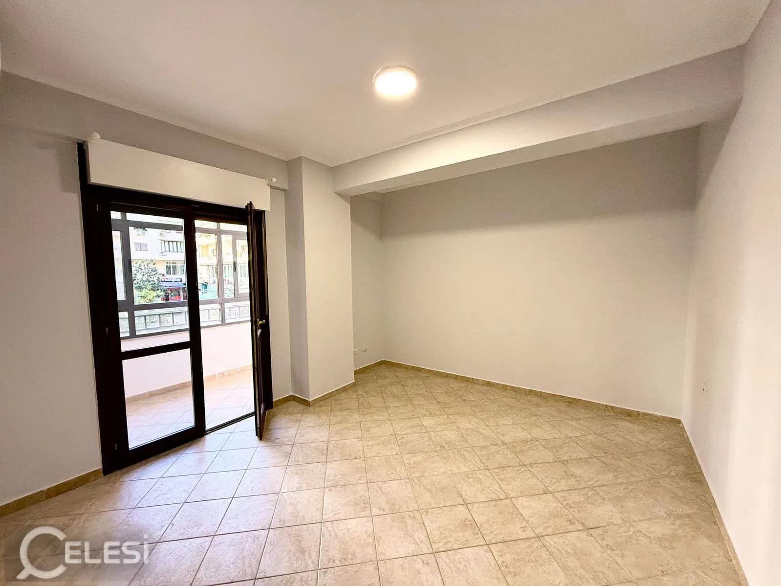 3-bedroom apartment for sale in Skender Luarasi, Tirane