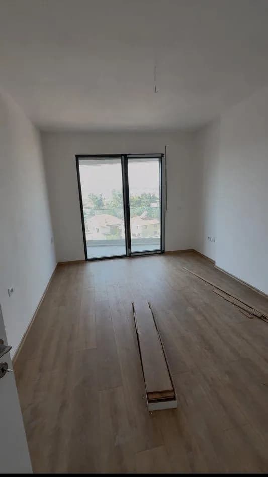 Image of a property with details: Zyrë 1+1 me qira në Trio Towers Rezidence, Tiranë