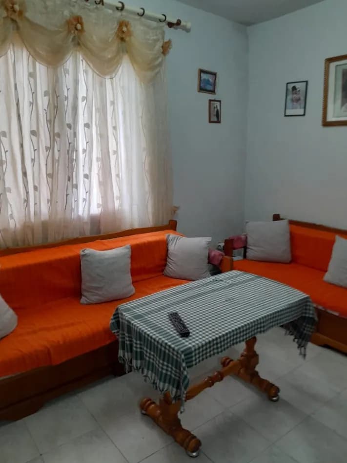 2-bedroom villa for sale in restorant pusi i sules, Tirane