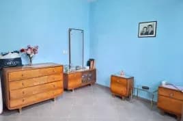 Vilë me 2 dhoma gjumi me qira në Laprakë, Tiranë