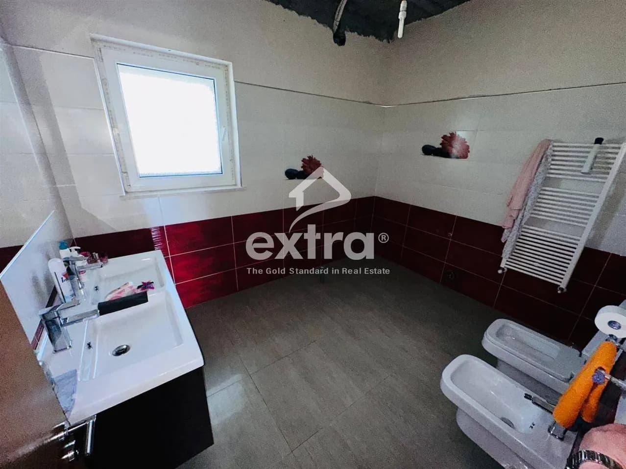 Vilë 6 dhoma gjumi në shitje në Hotel Havana, Shkodër