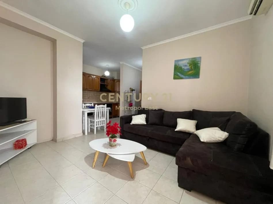 Apartament 2+1 në shitje në ish hipoteka, Tiranë
