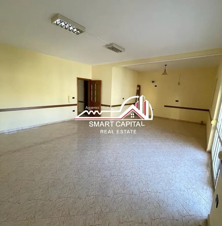 Lokal me qira në qendër të qytetit të Vlorës, Vlorë